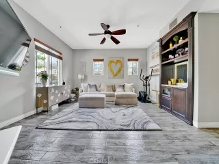 Photo #2: OC24088493 Listing 