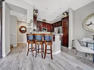 Photo #6: OC24088493 Listing 