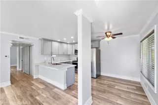 Photo #3: OC24088615 Listing