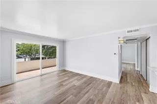 Photo #4: OC24088615 Listing