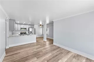 Photo #6: OC24088615 Listing