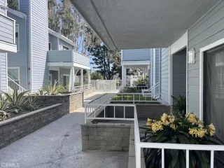 Photo #3: OC24088635 Listing 