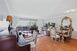 Photo #5: OC24088644 Listing 