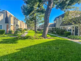 Photo #2: OC24088749 Listing 