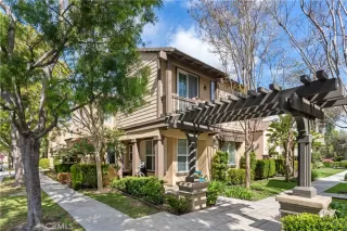 Photo #2: OC24088861 Listing 