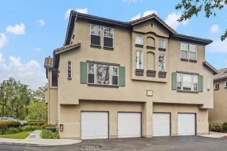 Photo #5: OC24089056 Listing