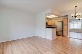 Photo #3: OC24089130 Listing 