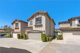 Photo #3: OC24089582 Listing 