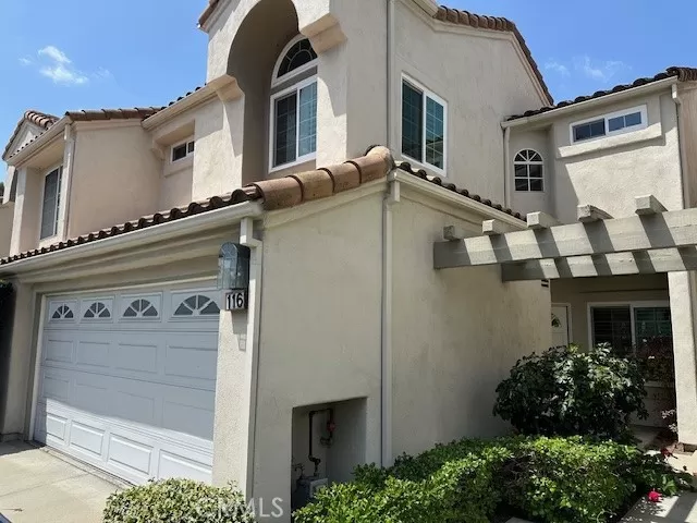 MLS: OC24089584 Condo For Sale