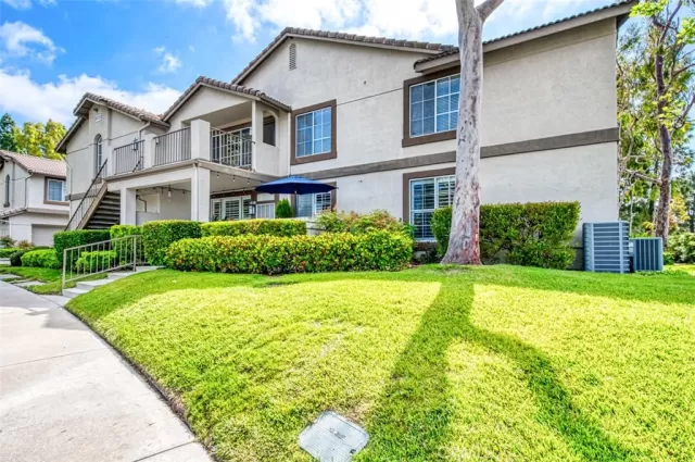 MLS: OC24089627 Condo For Sale