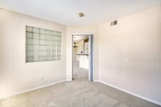 Photo #6: OC24089627 Listing 