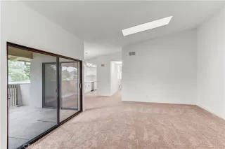 Photo #6: OC24089904 Listing 