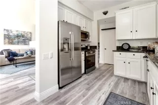 Photo #5: OC24090018 Listing 