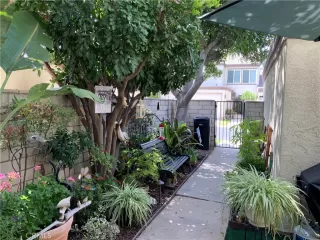 Photo #2: OC24090706 Listing 