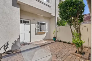 Photo #3: OC24090934 Listing