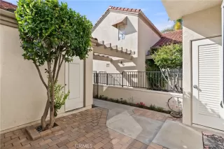 Photo #4: OC24090934 Listing