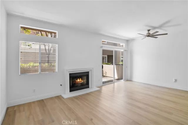 MLS: OC24091418 Condo For Sale