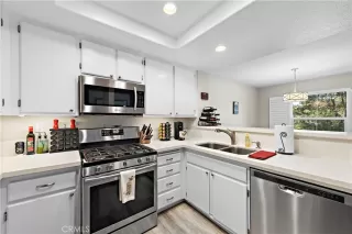 Photo #4: OC24091644 Listing 