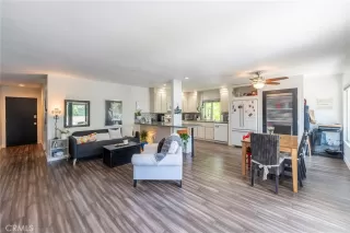 Photo #6: OC24091664 Listing 