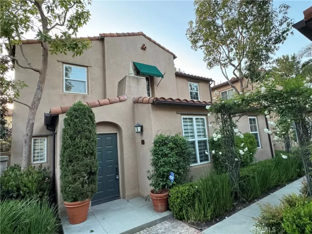 MLS: OC24091854 Condo For Sale