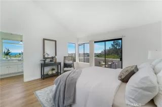 Photo #3: OC24092007 Listing 