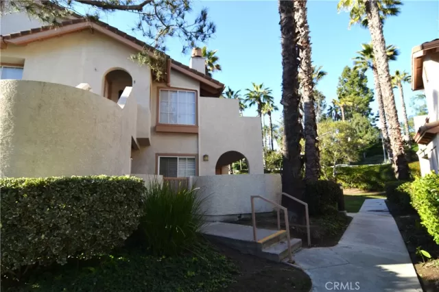 MLS: OC24092047 Condo For Sale