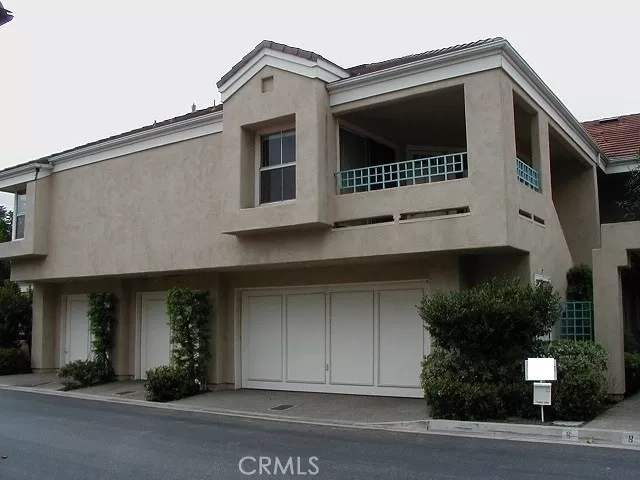 MLS: OC24092076 Condo For Sale