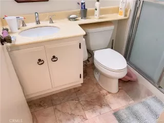 Photo #5: OC24092319 Listing 