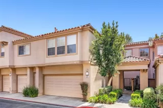 Photo #1: OC24092354 Listing 