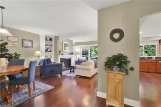 Photo #2: OC24092969 Listing 