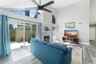 Photo #4: OC24093112 Listing 