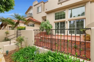 Photo #3: OC24093263 Listing 