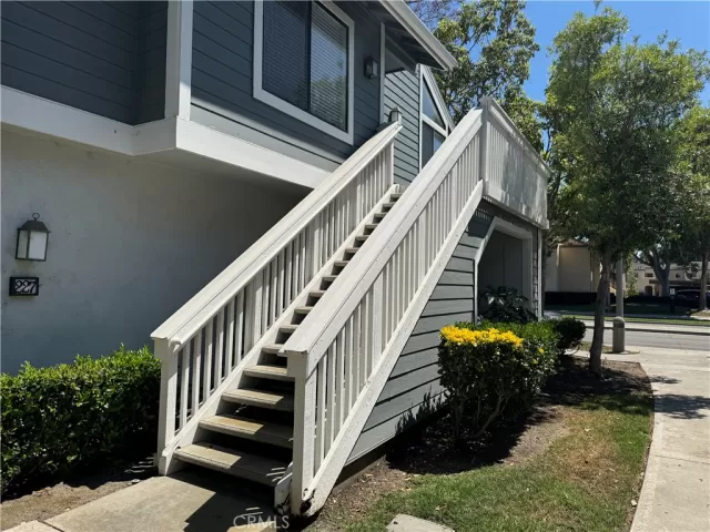 MLS: OC24093583 Condo For Sale