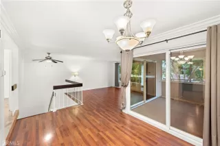 Photo #2: OC24093592 Listing 