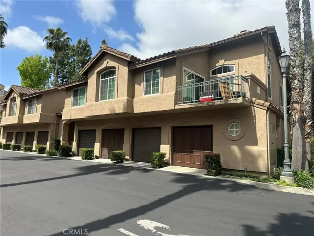 MLS: OC24094552 Condo For Sale