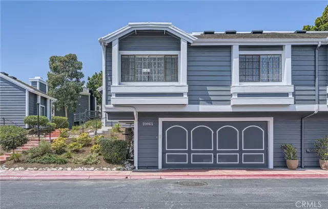 MLS: OC24094766 Condo For Sale