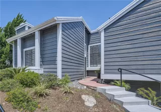 Photo #2: OC24094766 Listing 