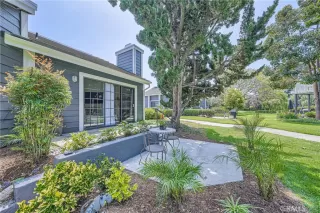 Photo #5: OC24094766 Listing 