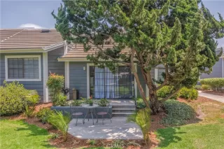 Photo #6: OC24094766 Listing 