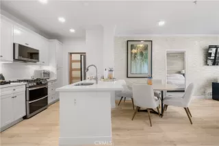 Photo #2: OC24094921 Listing 