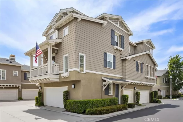 MLS: OC24095664 Condo For Sale