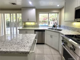 Photo #6: OC24095691 Listing 