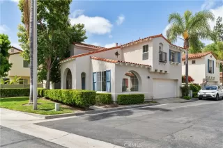 Photo #1: OC24096085 Listing 