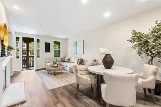 Photo #3: OC24096336 Listing