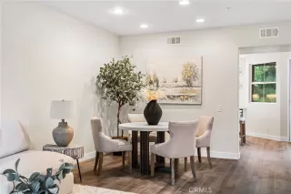 Photo #4: OC24096336 Listing