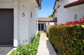 Photo #2: OC24096455 Listing 