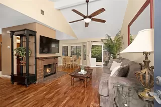 Photo #3: OC24096455 Listing 