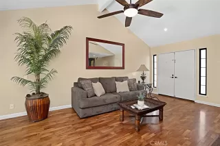 Photo #6: OC24096455 Listing 