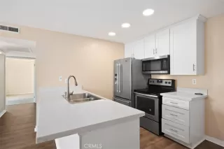 Photo #2: OC24097866 Listing