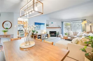 Photo #4: OC24098131 Listing 